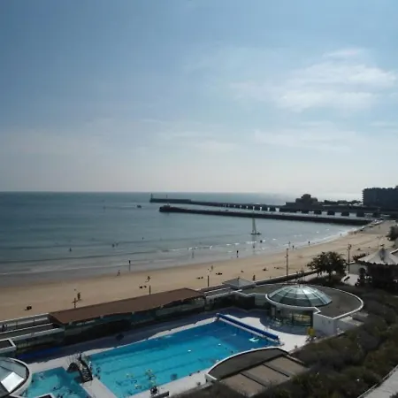 Апартаменты T3 Aux Sables D'olonne, Face Plage, 3 Chambres, 6 Pers. - Fr-1-331-24 Ле-Сабль-д’Олон