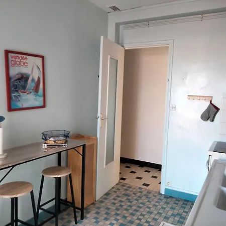 T3 Aux Sables D'olonne, Face Plage, 3 Chambres, 6 Pers. - Fr-1-331-24 Апартаменты Ле-Сабль-д’Олон
